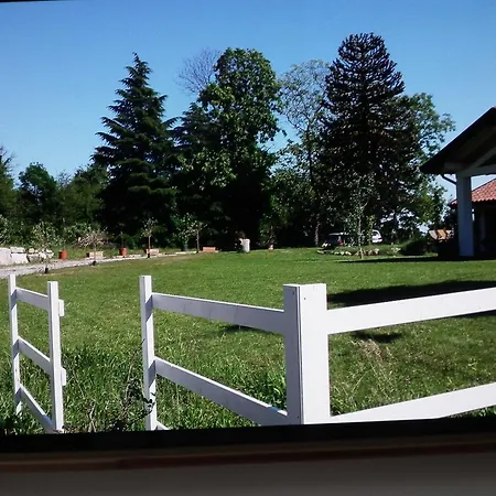 Casa Olivia * تيرناتي